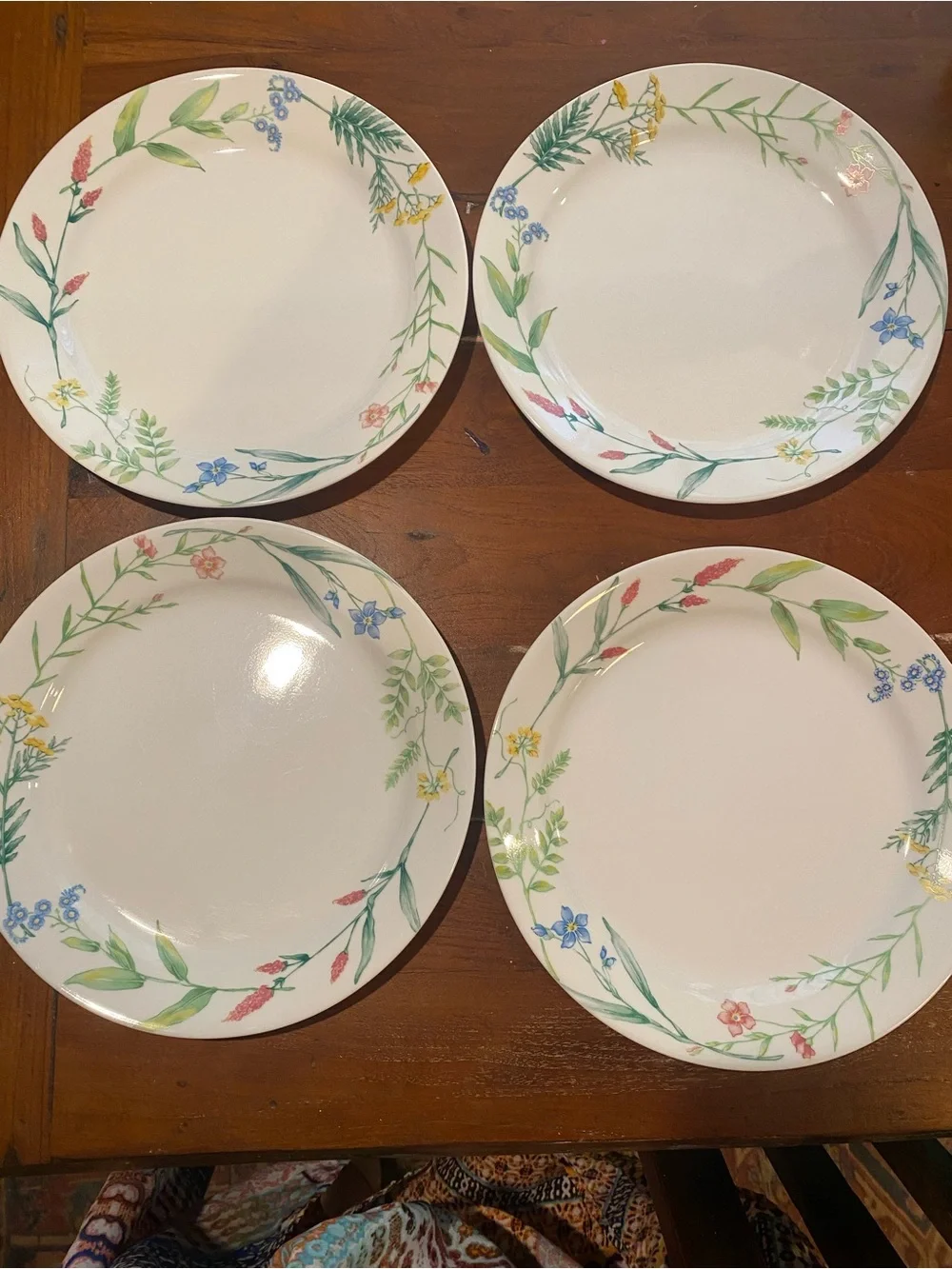 Corelle My Garden Dinner Plates - Set of 4